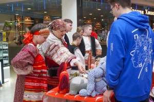 Лучший подарок - творчество: воспитанники Дворца Первых поздравили с 23 февраля